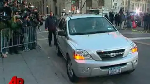 AP raw video: Madoff arrives at the Manhattan federal courthouse to plead guilty