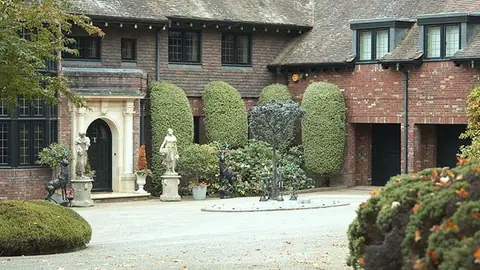 The Totteridge mansion Qian tried to buy: the failed purchase was the anti-money-laundering flag that started the Met's investigation